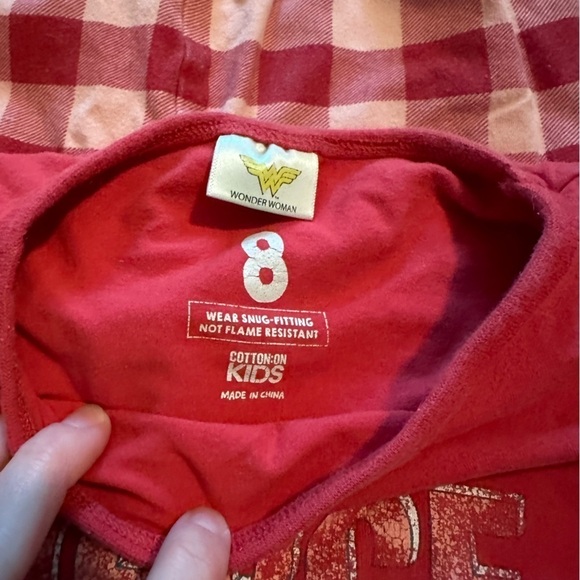 Cotton On Kids Wonder Woman pajama set 2 piece size 8 GUC Vintage Look print - Picture 2 of 7